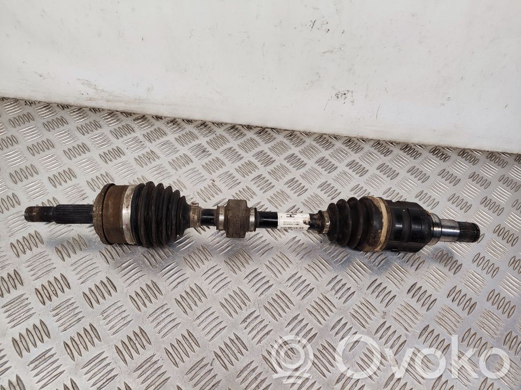 Toyota Auris E180 Priekšējā pusass 