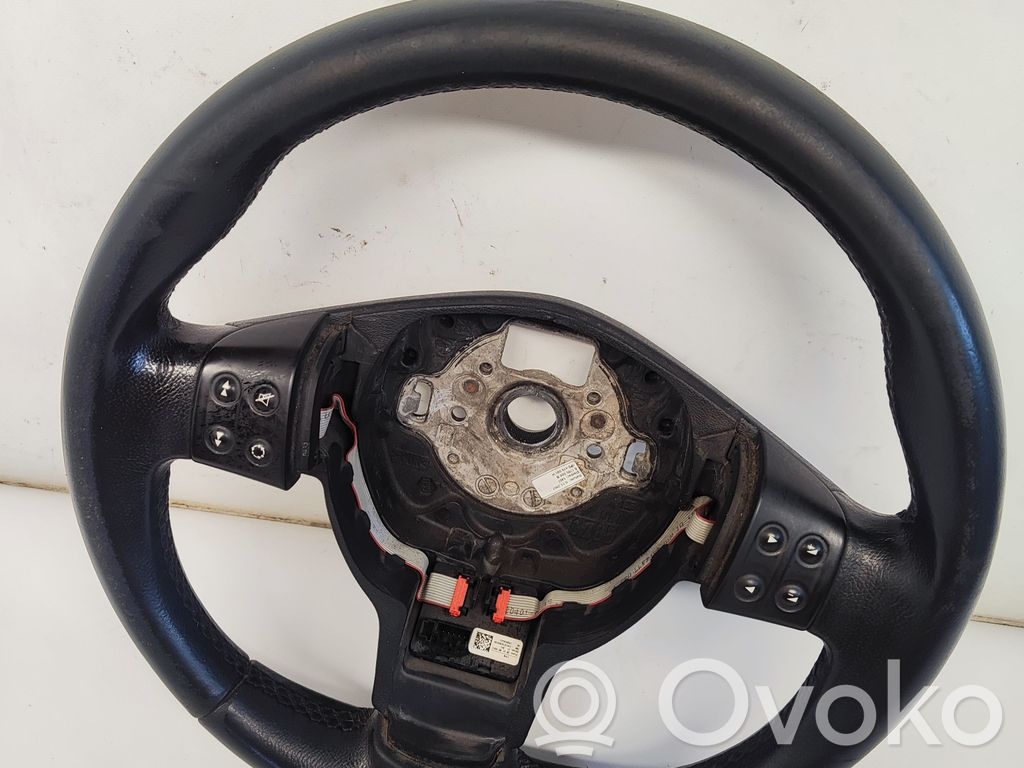 Seat Leon (1P) Ohjauspyörä 