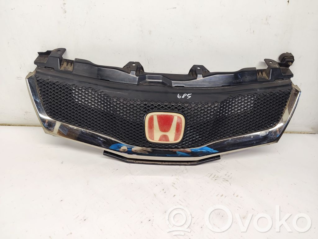 Honda Civic Etupuskurin ylempi jäähdytinsäleikkö 