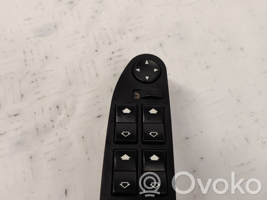 Electric window control switch   6904306