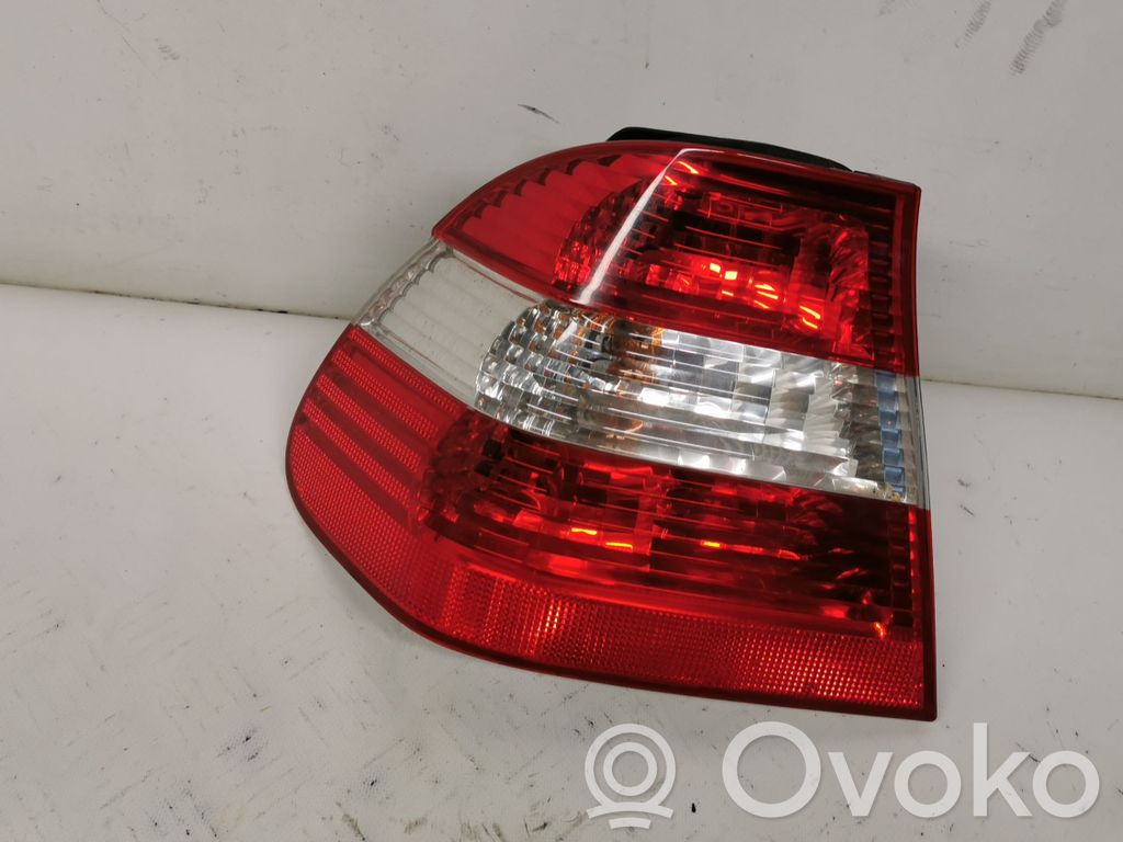 Rear/tail lights   6910531,388013,T81111261