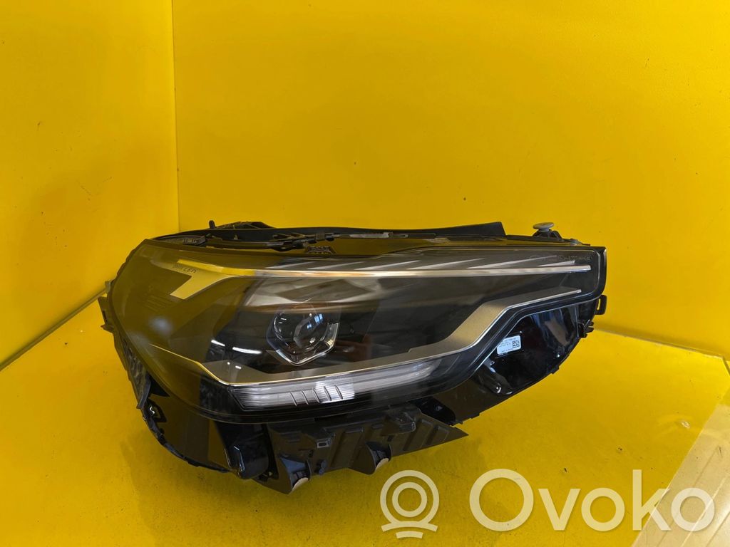 BMW 2 G42 Scheinwerfer 