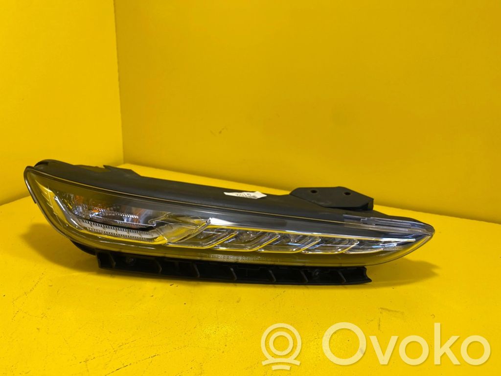 Hyundai Kona I Headlight/headlamp 