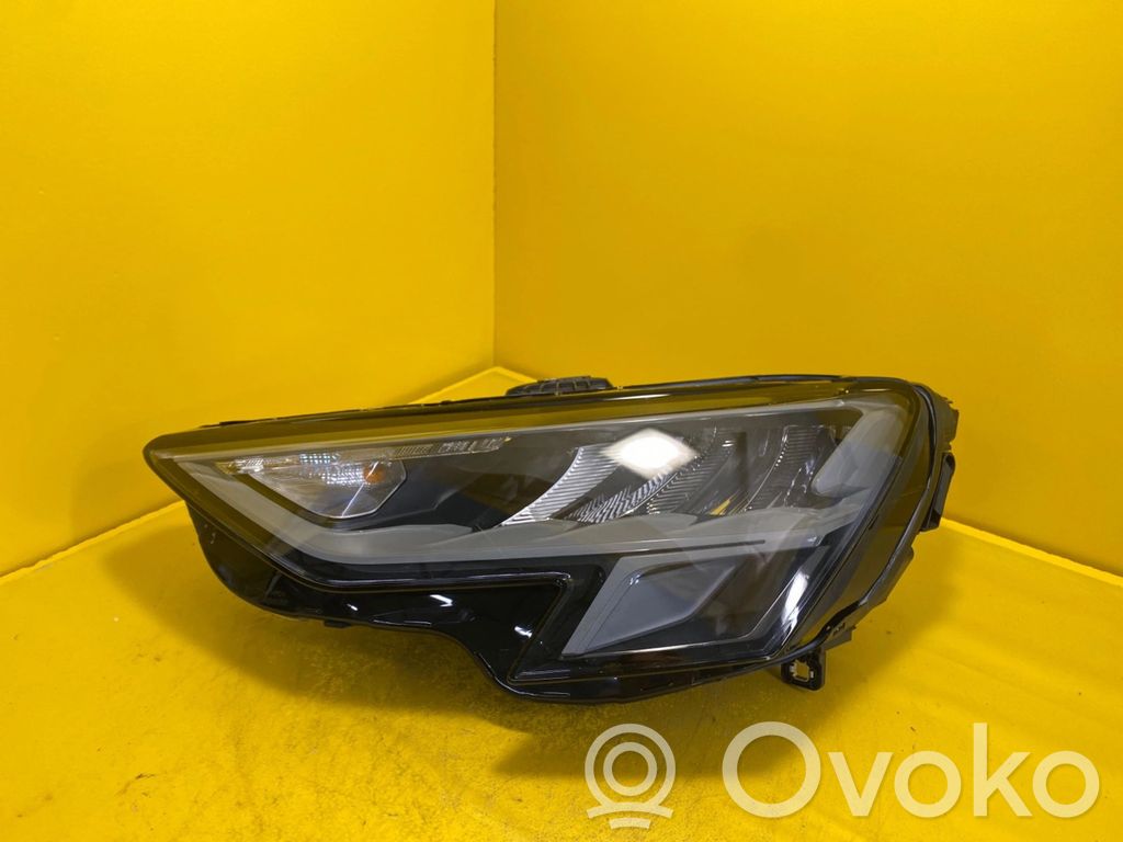 Audi A3 8Y Priekinis žibintas 
