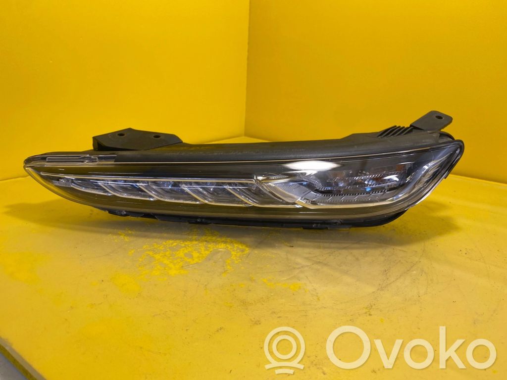 Hyundai Kona I Priekšējais lukturis 