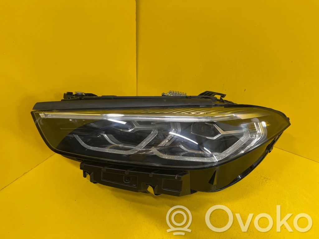 BMW 8 G14 Phare frontale 