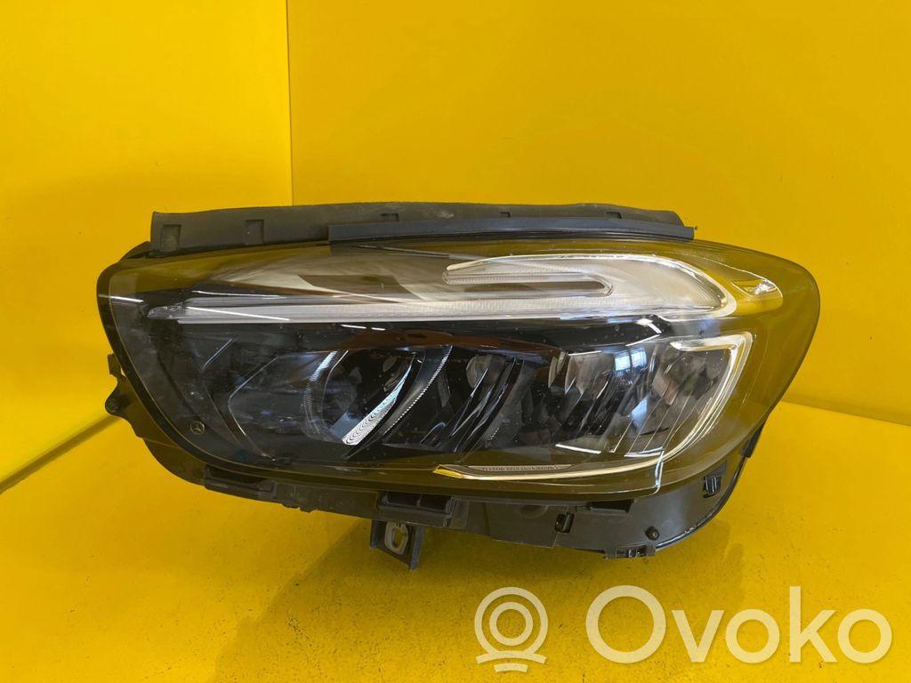 Mercedes-Benz GLB X247 Lampa przednia 