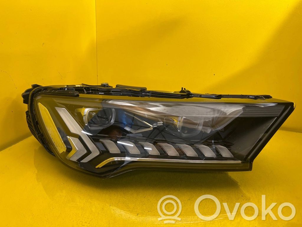 Audi Q7 4M Headlight/headlamp 