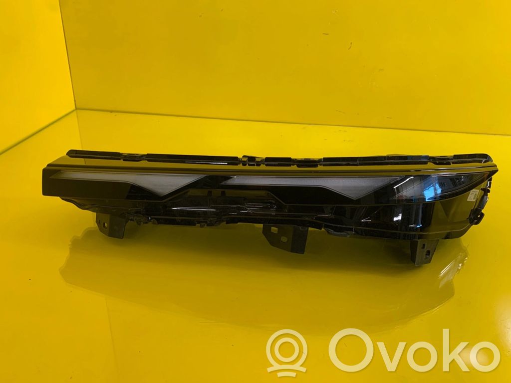 BMW XM Headlight/headlamp 