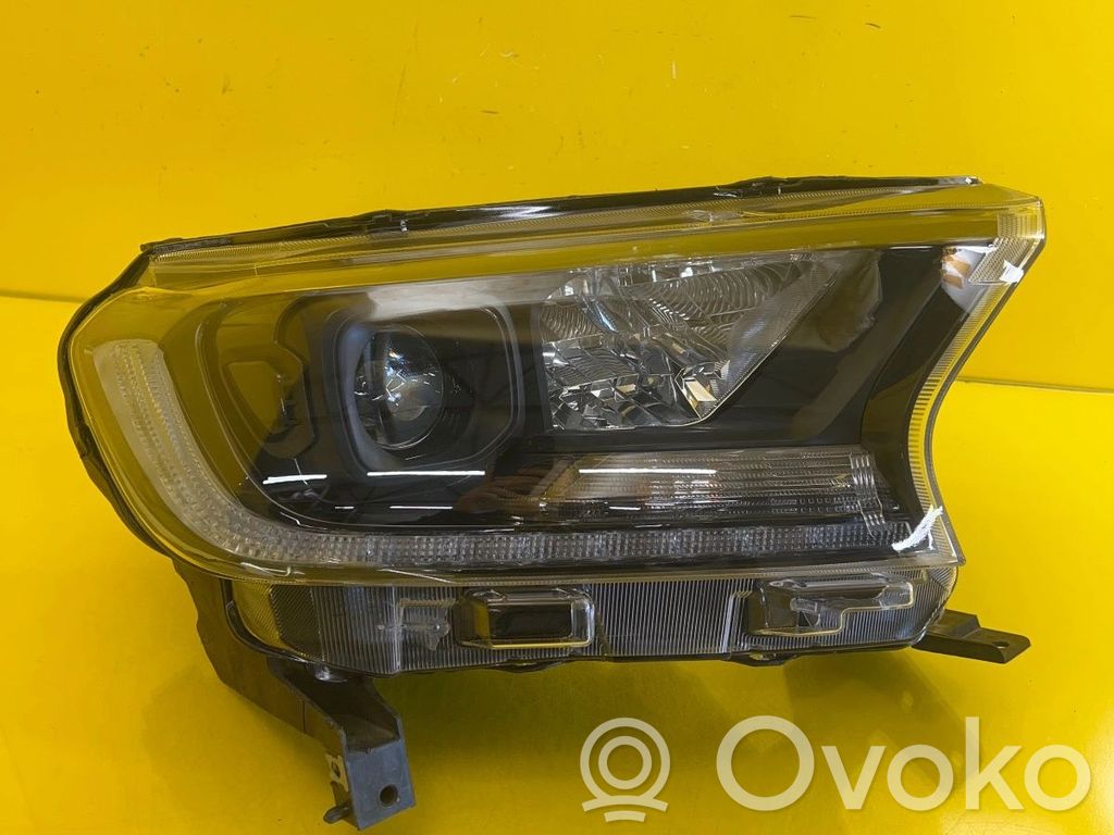 Ford Ranger IV Scheinwerfer 