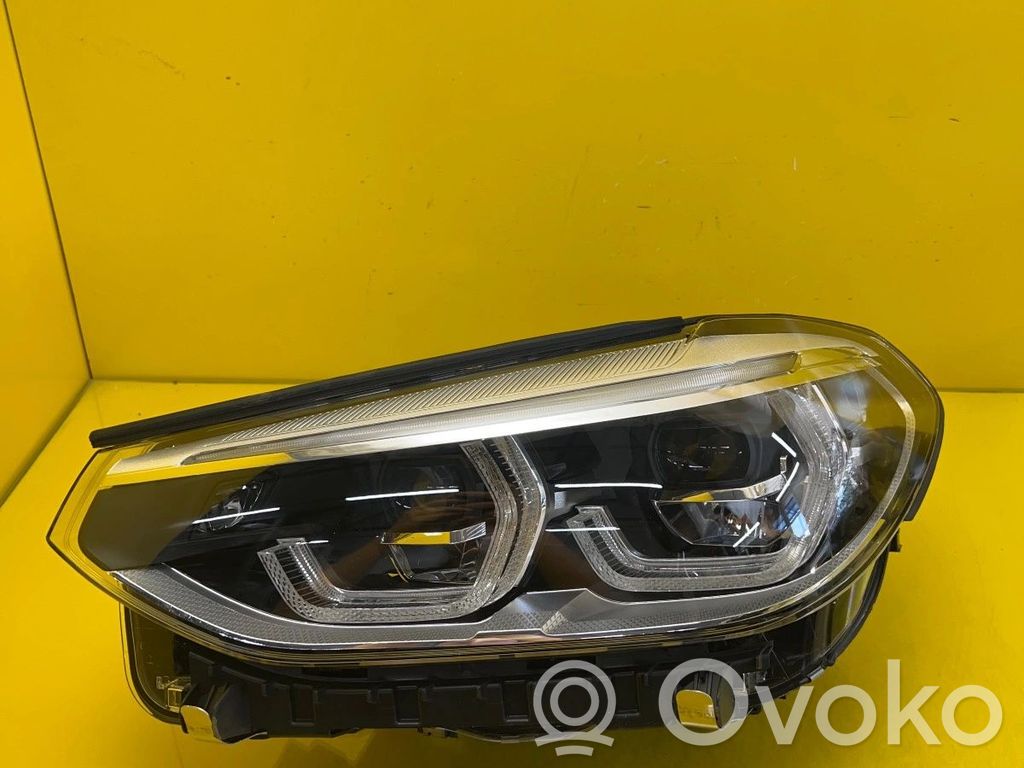 BMW X3 G01 Lampa przednia 