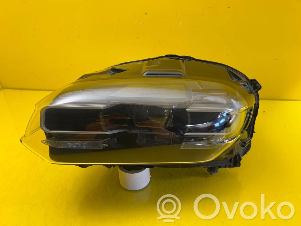 Porsche Taycan 9J1 Lampa przednia 