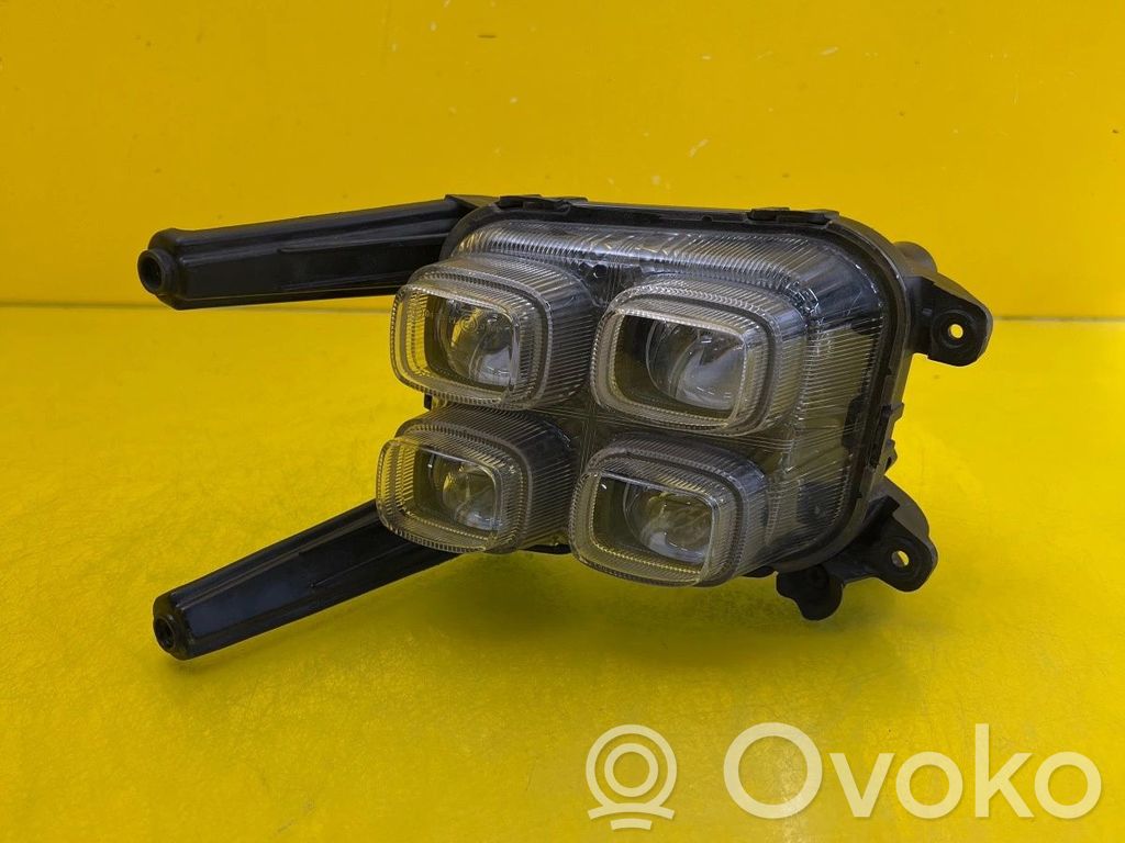 KIA Niro Etu-/Ajovalo 