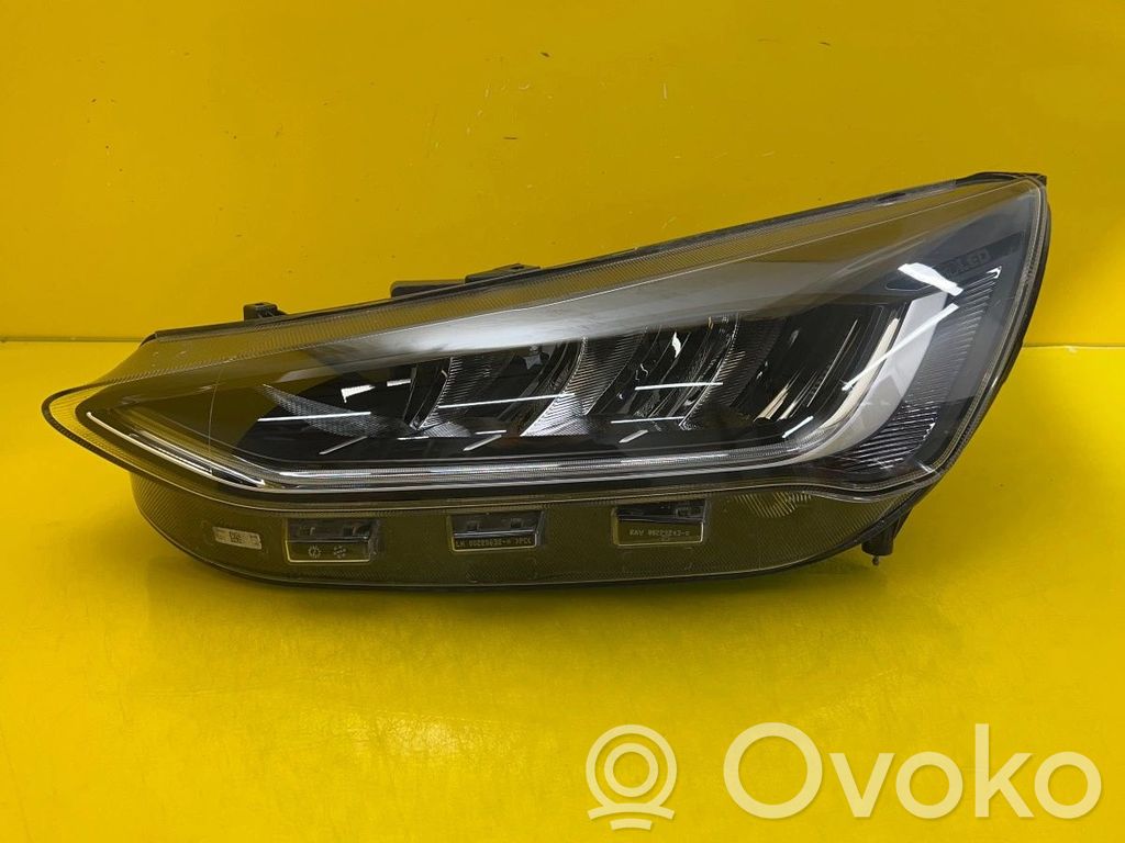 Ford Focus Headlight/headlamp 