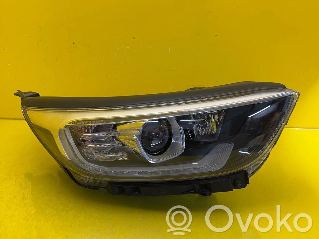 KIA Stonic Priekšējais lukturis 