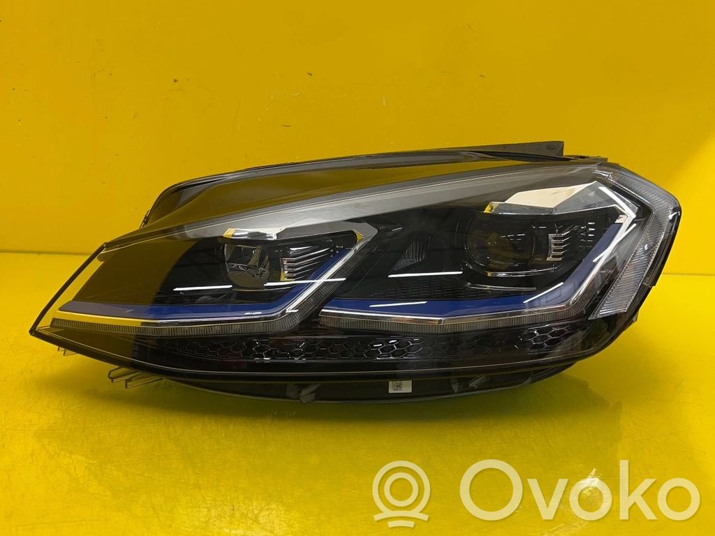 Volkswagen Golf VII Headlight/headlamp 