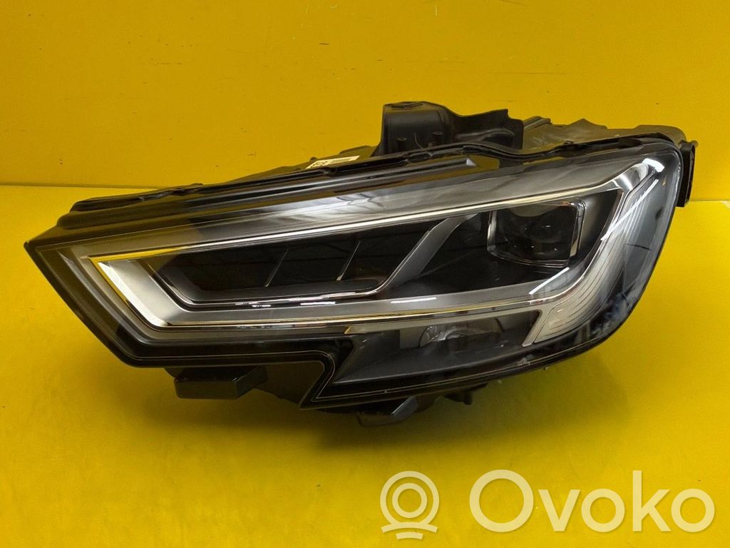 Audi A3 S3 8V Phare frontale 
