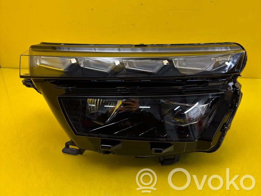 Skoda Kamiq Priekšējais lukturis 