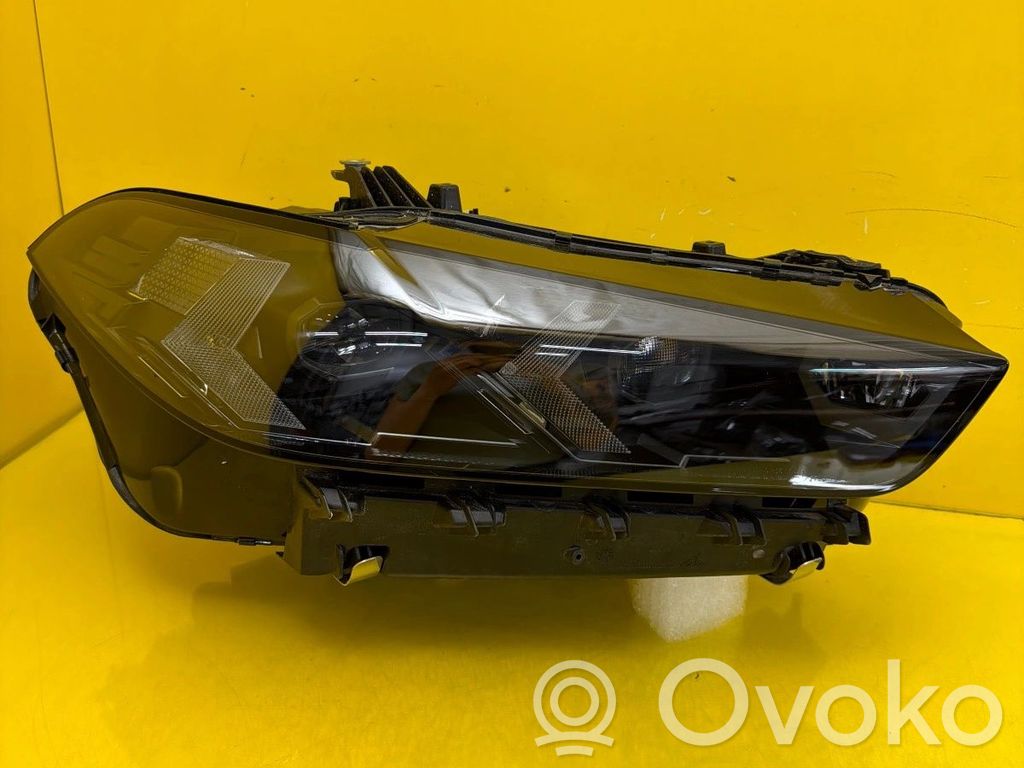 BMW X5 G05 Lampa przednia 