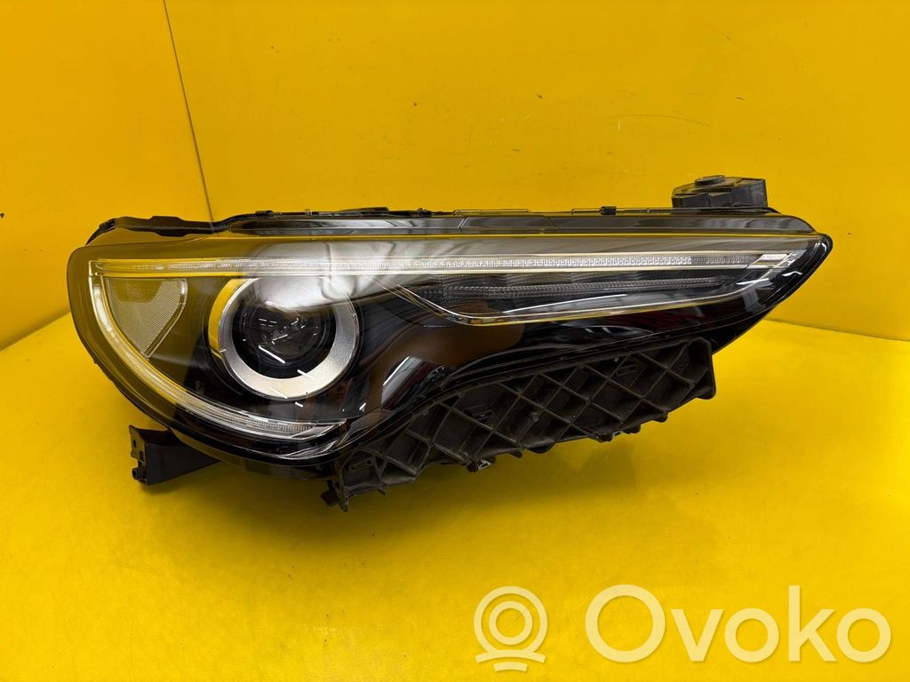 Alfa Romeo Stelvio Lampa przednia 