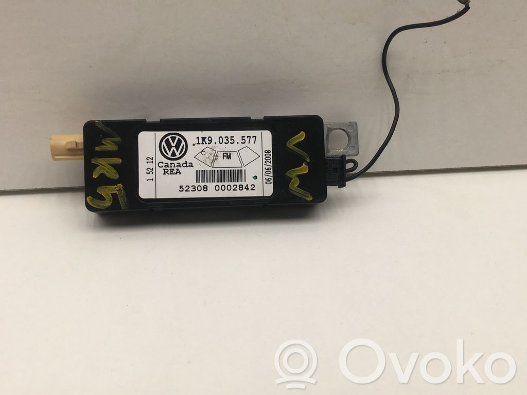 Volkswagen Golf V Amplificador de antena aérea 