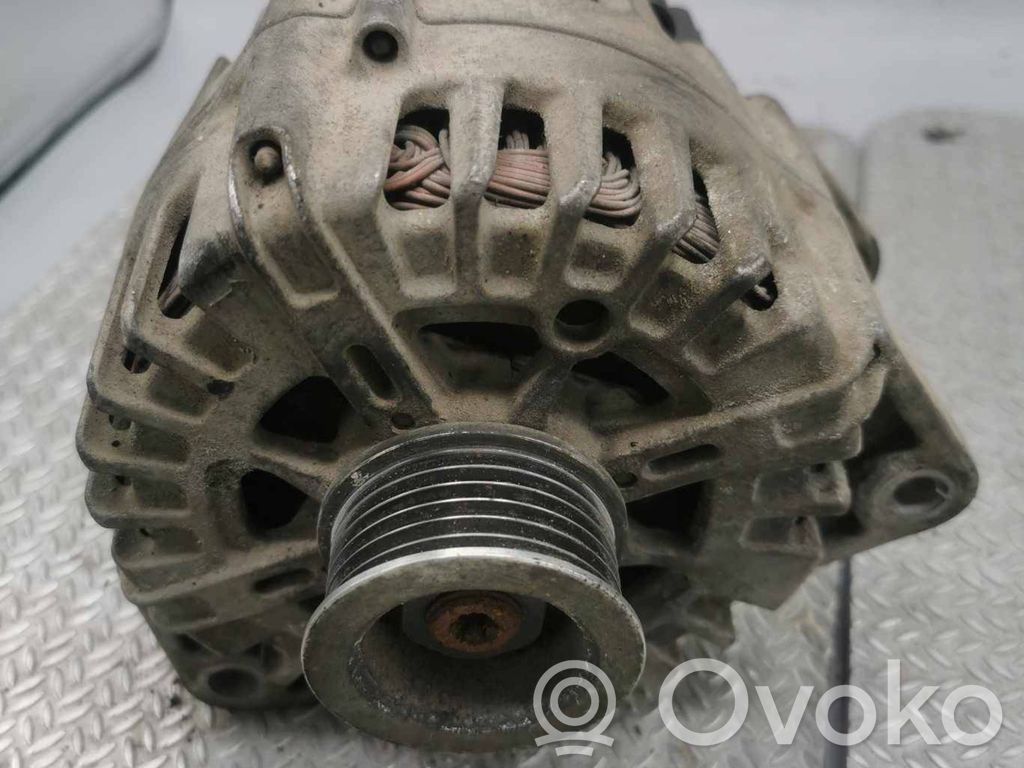 Mercedes-Benz E W212 Alternator 