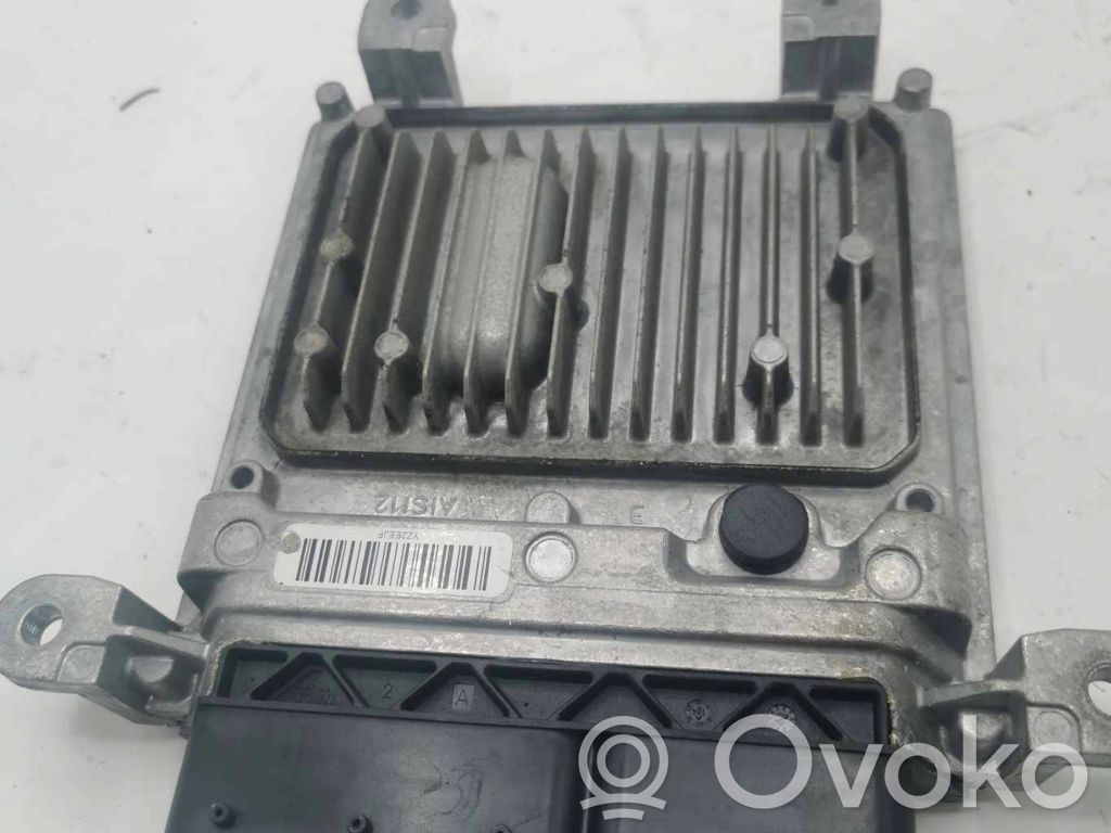 Mercedes-Benz E W212 Engine control unit/module 