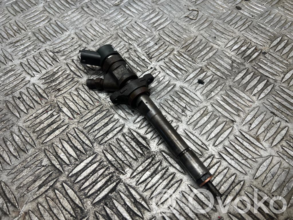 Fuel injector   0445110239