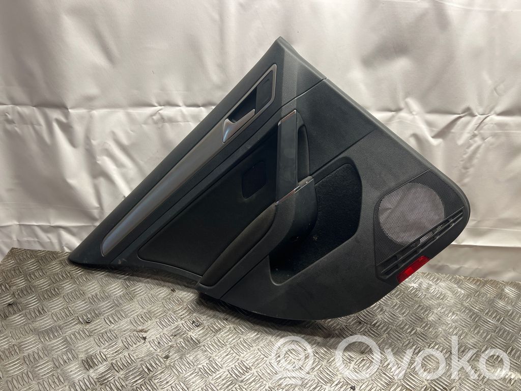 Volkswagen Golf VII Boczki / Poszycie drzwi tylnych 