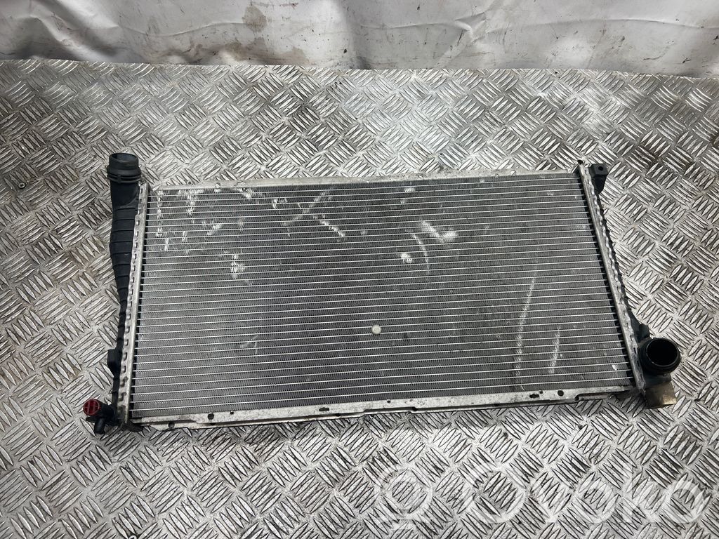 Coolant radiator   7787907,22473459,23193
