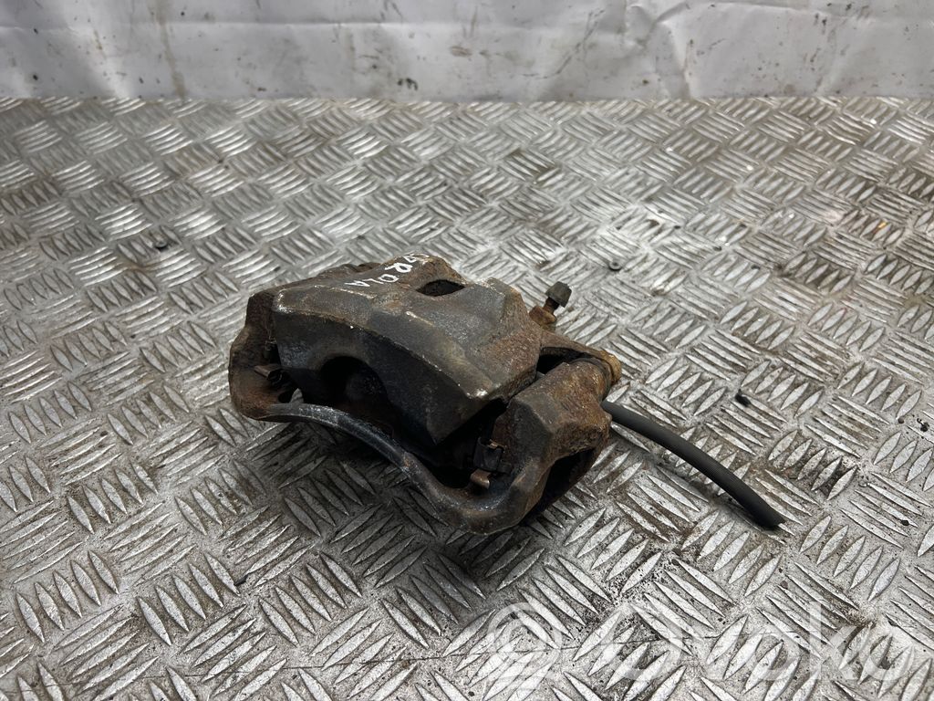 Front brake caliper