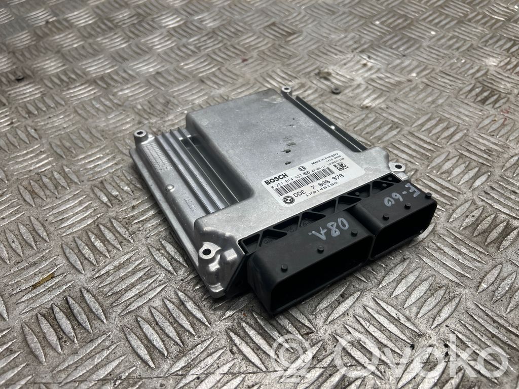 BMW 5 E60 E61 Engine control unit/module 