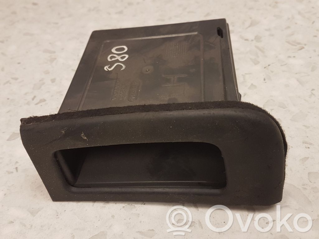 Volvo S80 Daiktadėžė 