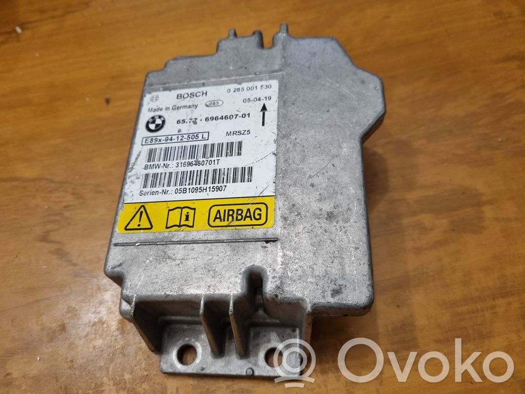 Airbag control unit/module   0285001530,65776964697021,31696460701T