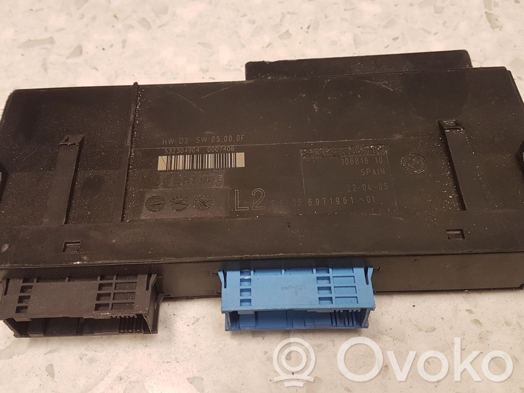 BMW 1 E81 E87 Module confort 