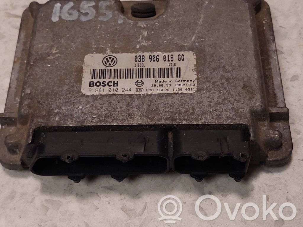 Volkswagen Golf IV Engine control unit/module 
