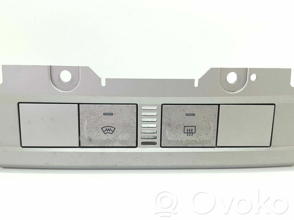 Ford Focus Windscreen/window heater switch 