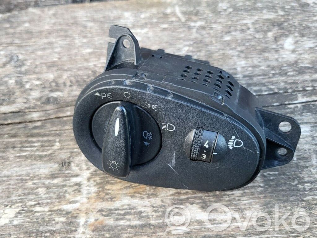 Lichtschalter   98AG13A024CF