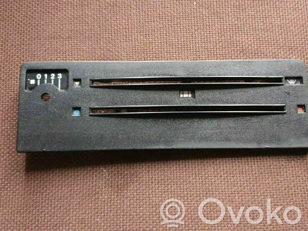 Audi 80 90 B2 Console centrale, commande chauffage/clim 