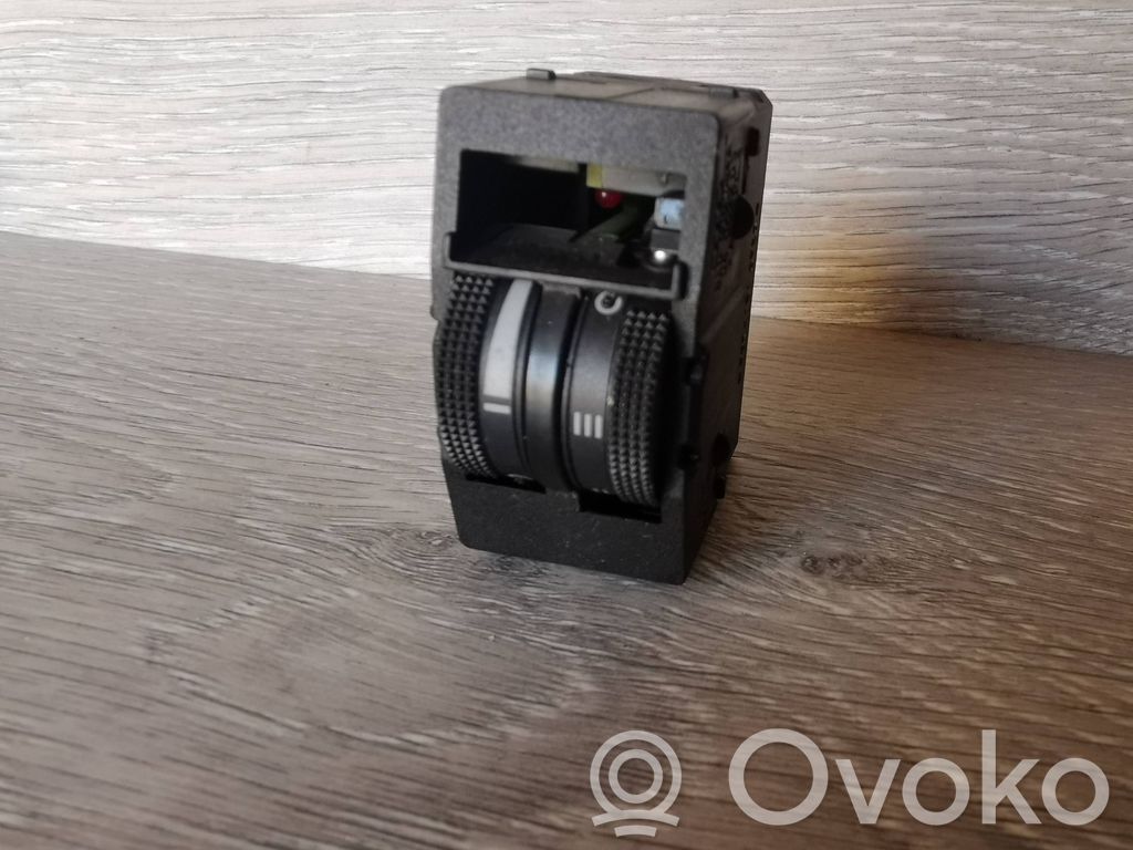 Audi A3 S3 8P Light switch 