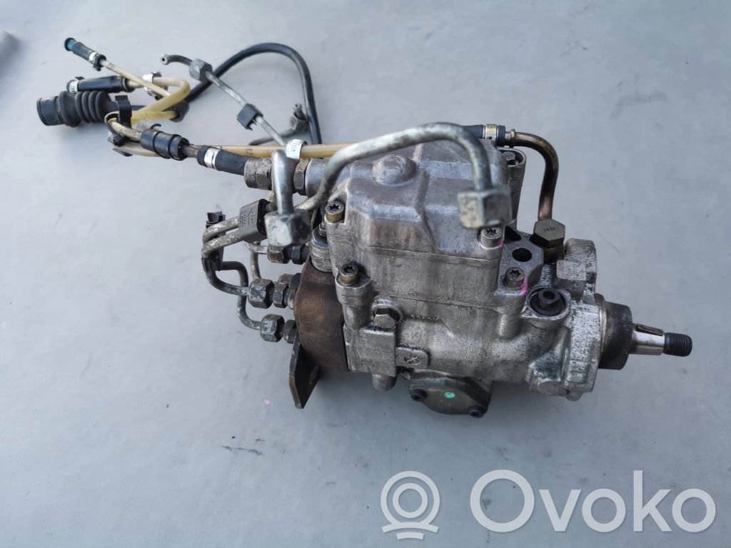 Audi 80 90 S2 B4 Fuel injection high pressure pump 