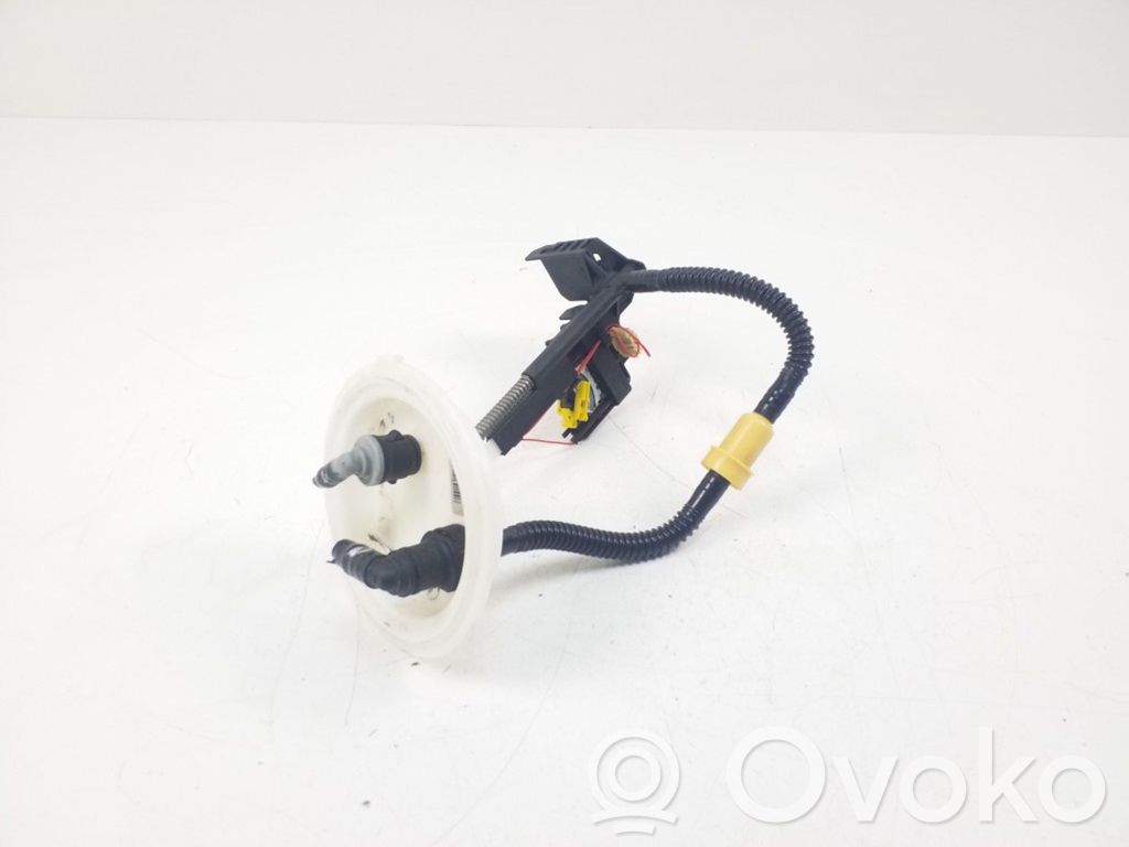 BMW 5 E60 E61 Fuel level sensor 