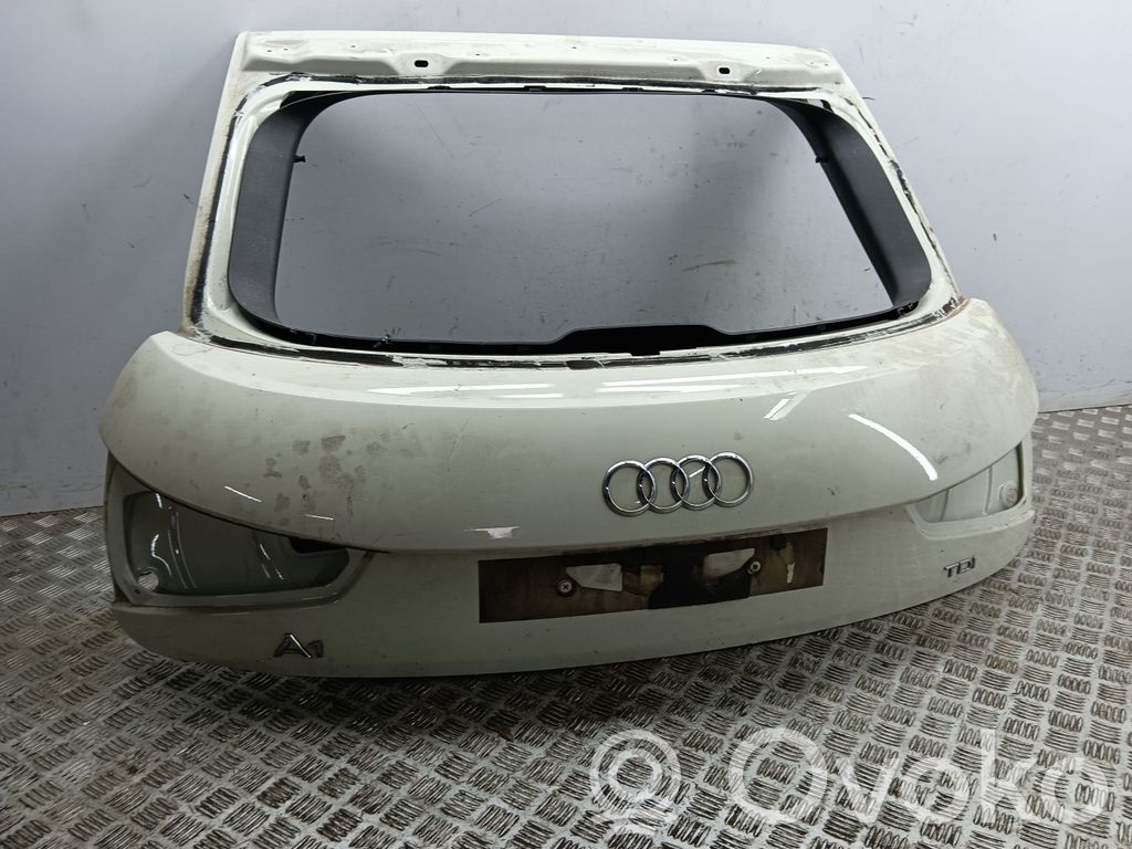 Tailgate/trunk/boot lid