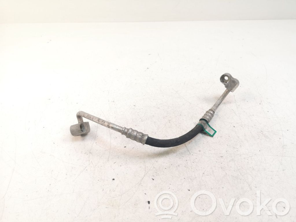 BMW X3 E83 Ilmastointilaitteen putki (A/C) 