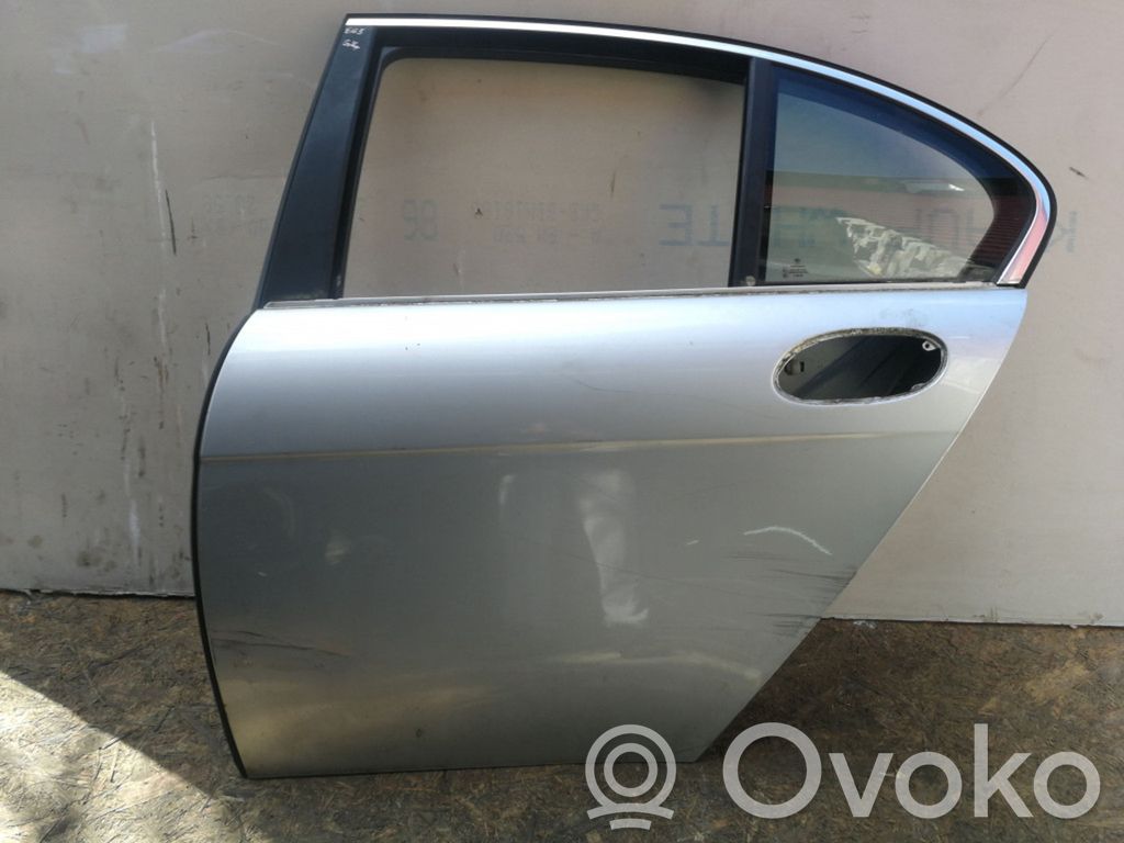 Rear door