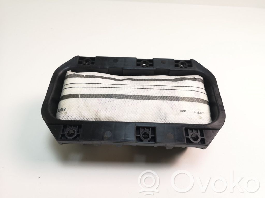 Ford Grand C-MAX Keleivio oro pagalvė 