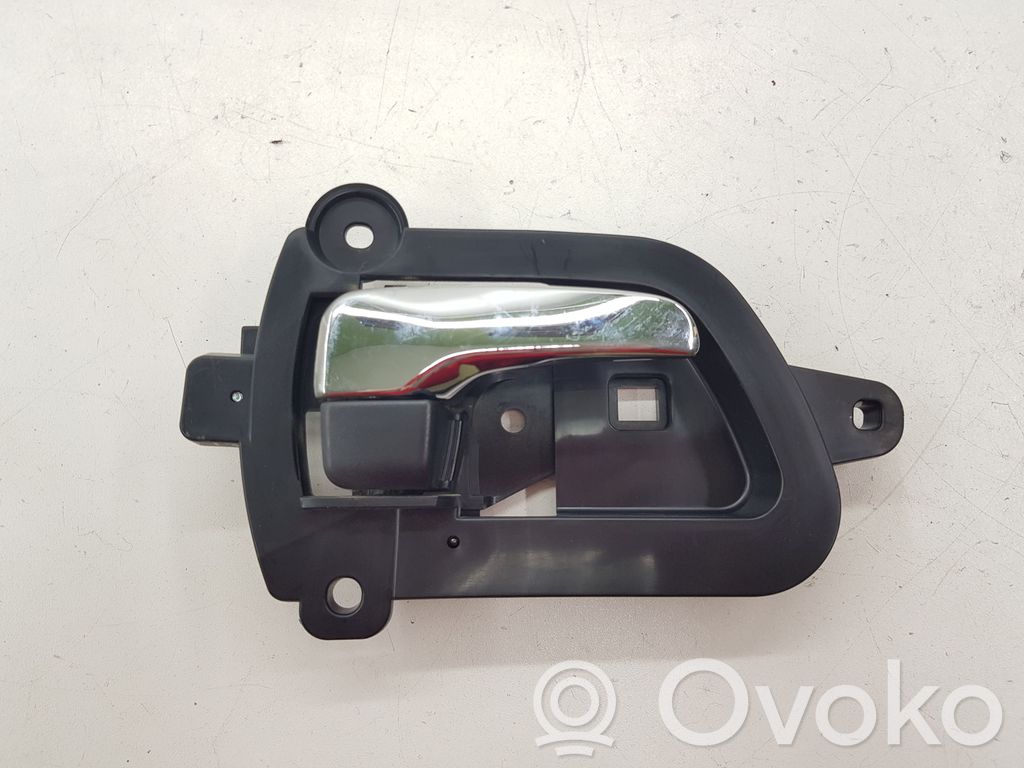 Manecilla interna puerta trasera   SPC01650