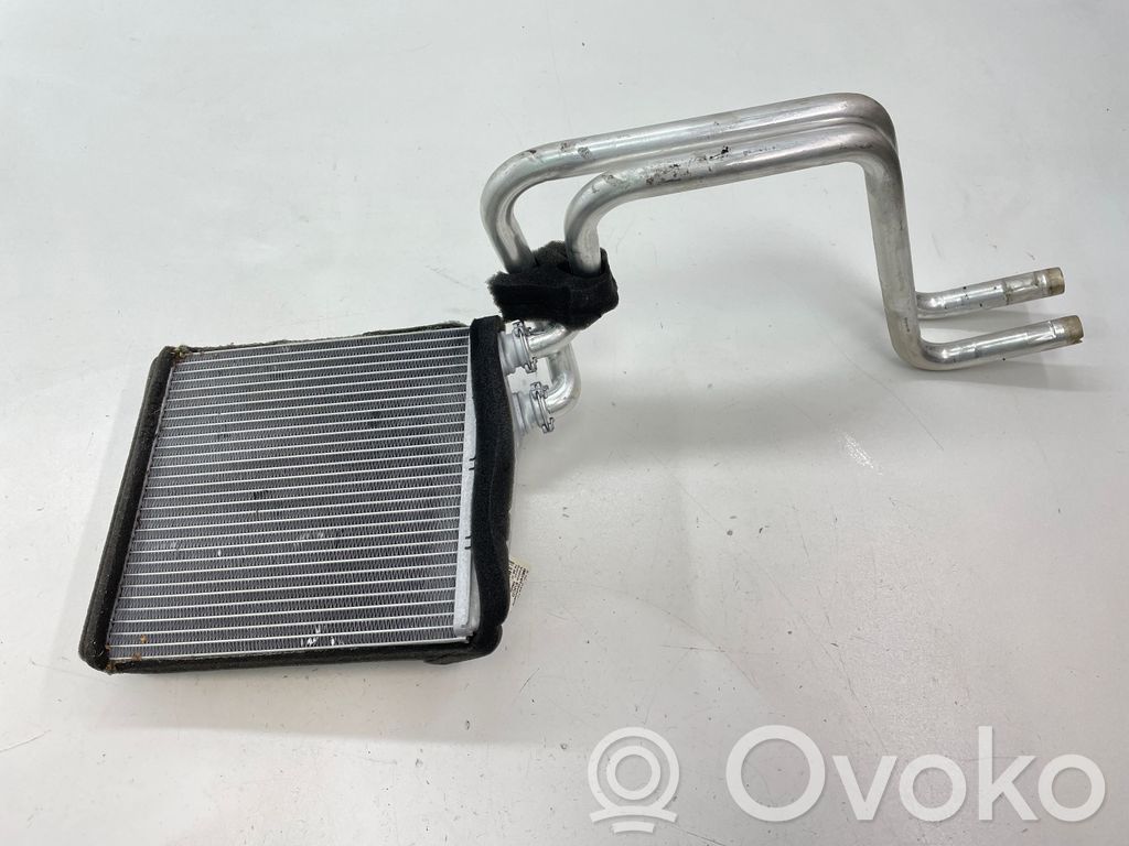 Volvo XC60 Pečiuko radiatorius 