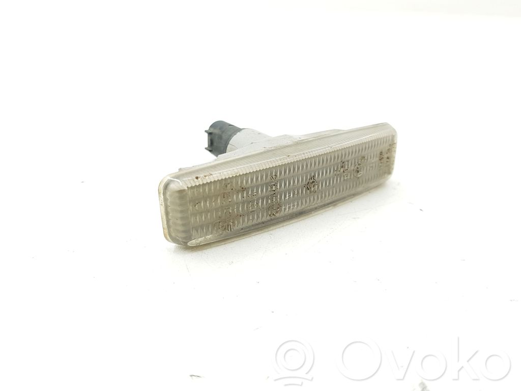 BMW 5 E39 Front fender indicator light 