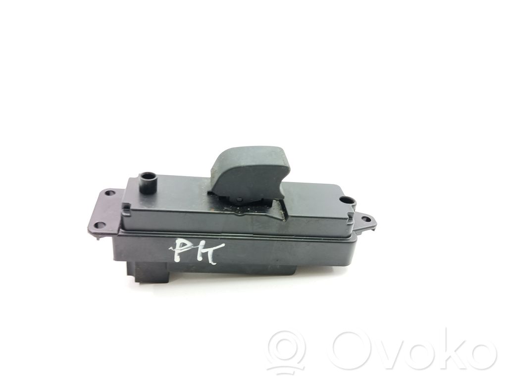 Mazda 6 Electric window control switch 